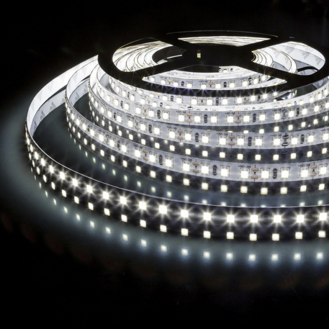 Светодиодная лента 120SMD(2835)/м, 9.6Вт/м, 12V, нейтральный белый Светодиодная лента 120SMD(2835)/м, 9.6Вт/м, 12V, нейтральный белый